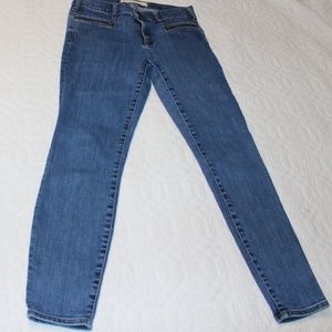 Gap True Skinny Ankle Jeans